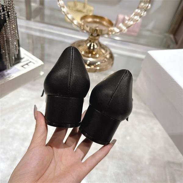 20251127171539909 270